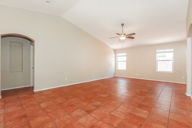 Foto del edificio - 3341 W Yellow Peak Dr