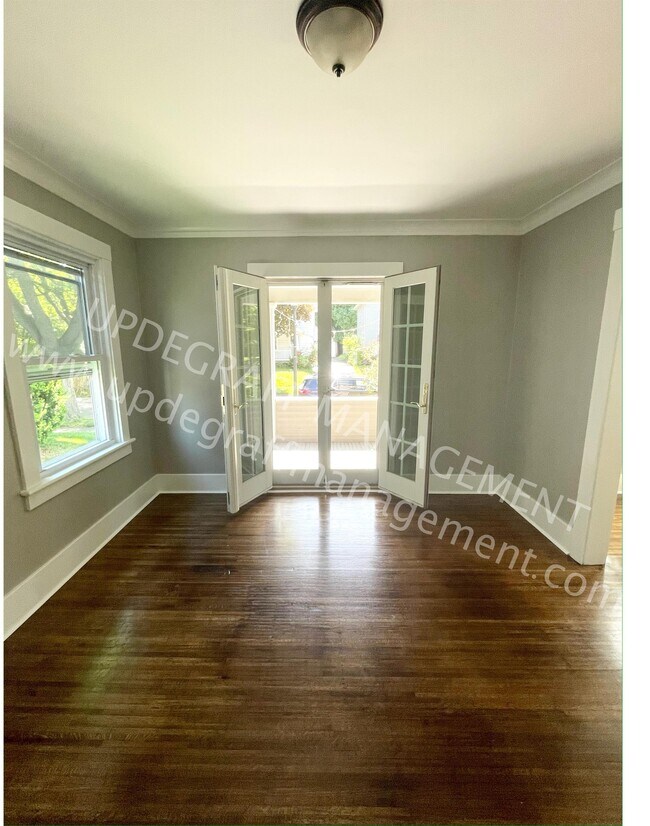 Building Photo - 43 Lawndale Terrace