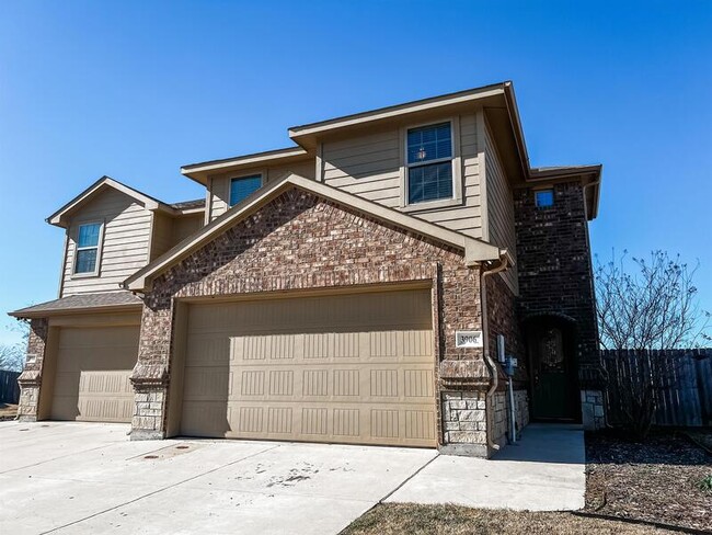 Building Photo - 3906 Ashton Dr