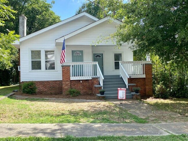Foto del edificio - Renovated 1 bedroom downtown Spartanburg!