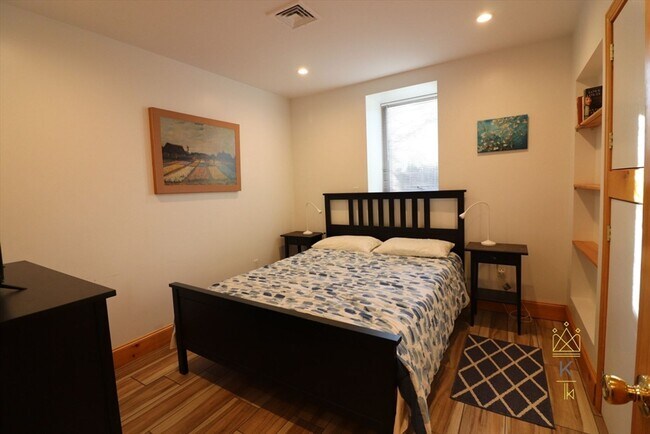 Foto del edificio - 186 Babcock St