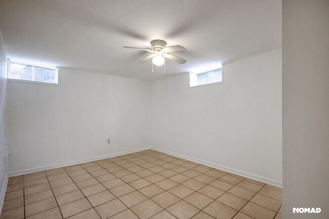 Foto del edificio - Charming 2BR Duplex in Jackson