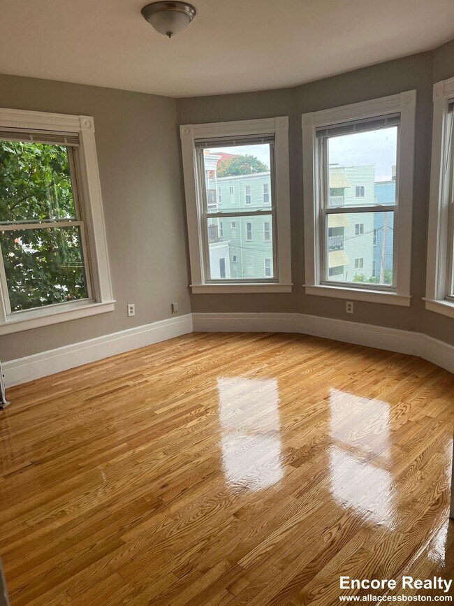 Foto del edificio - 186 Bowdoin St