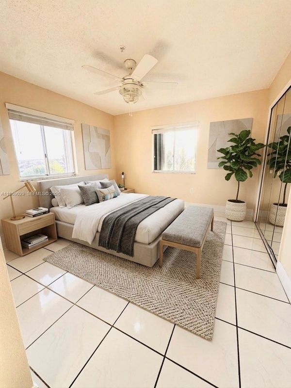 Foto del edificio - 6350 W 22nd Ct