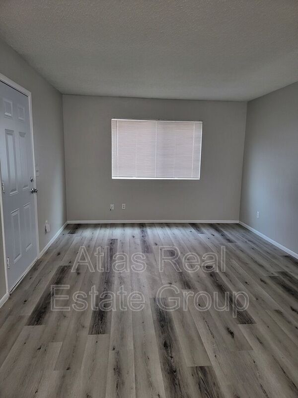 Foto del edificio - 755 W 1st Ave