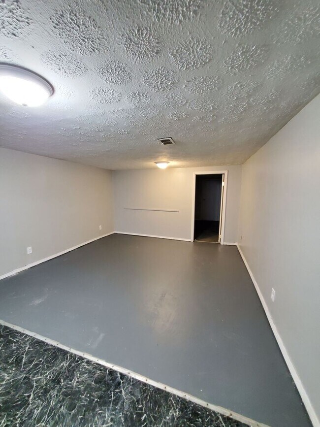 Foto del edificio - 3 BEDROOM SINGLE FAMILY HOME