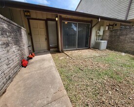 Building Photo - 12510 Newbrook Dr