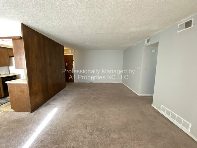 #203 - 2 BR | 2 BA - Regency East Apartments