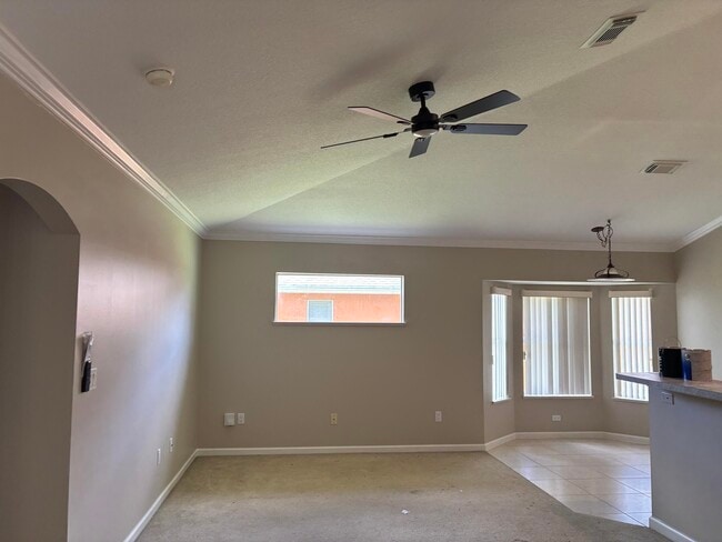 Foto del edificio - 4497 SW Gadshaw Rd