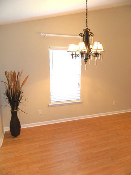 Foto del edificio - 231 High Point Way