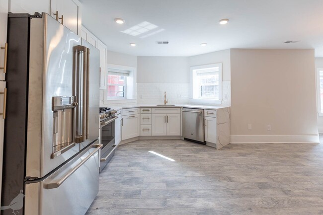 Foto del edificio - 3001 11th St NW