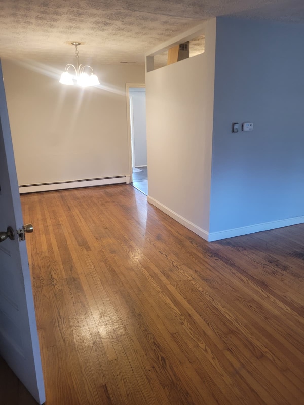 Foto del edificio - 10926 Riverview Rd