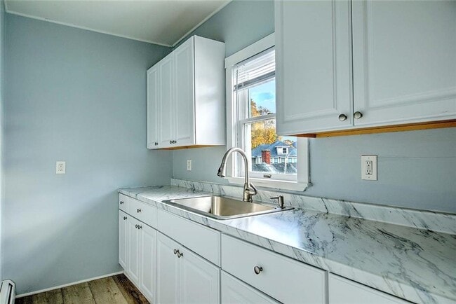 Foto del edificio - 68 Division St