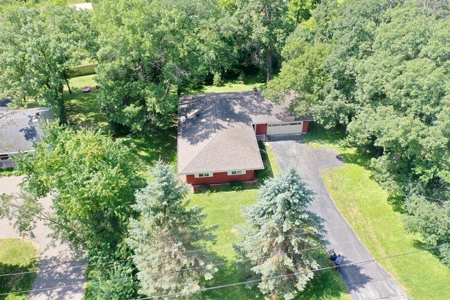 Building Photo - 2011 Edgewood Ct SW