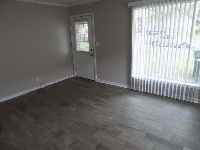 Foto del edificio - 4208 L St