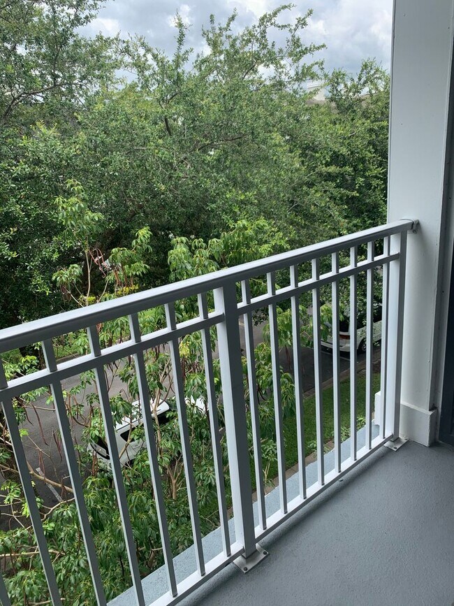 Foto del edificio - 315 Grand Magnolia Ave