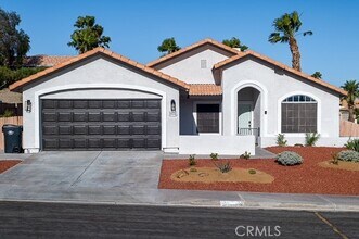 Building Photo - 9574 Vía Real