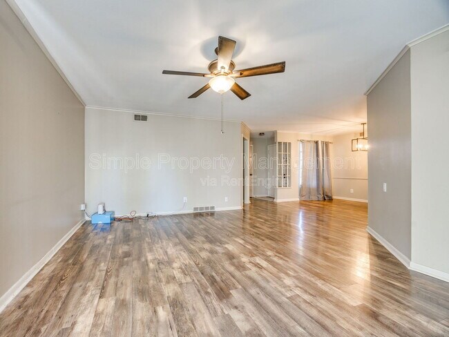 Foto del edificio - 3737 NW 17th St