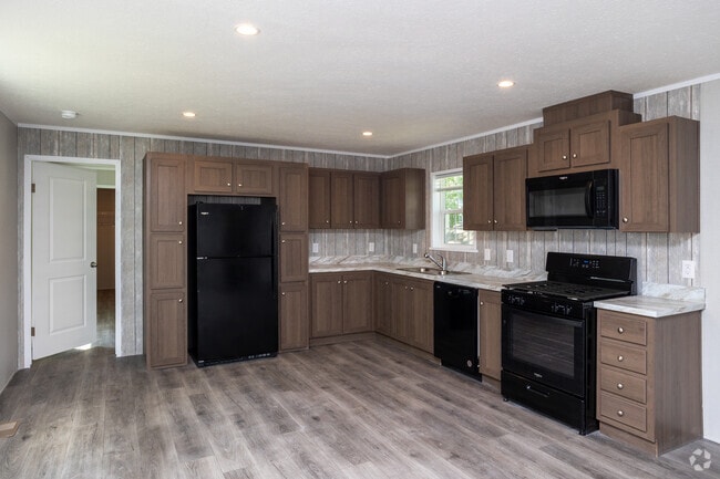Redman Singlewide - Kitchen - Marion Community MHP