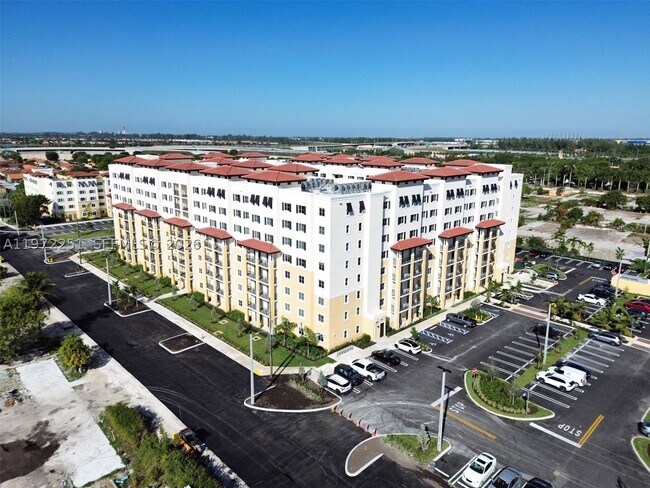 Foto del edificio - 11239 NW 4th St