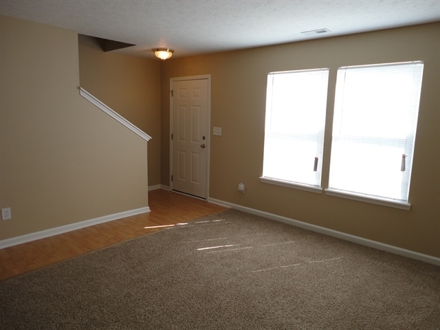 Foto del edificio - 2328 Salem Park Dr