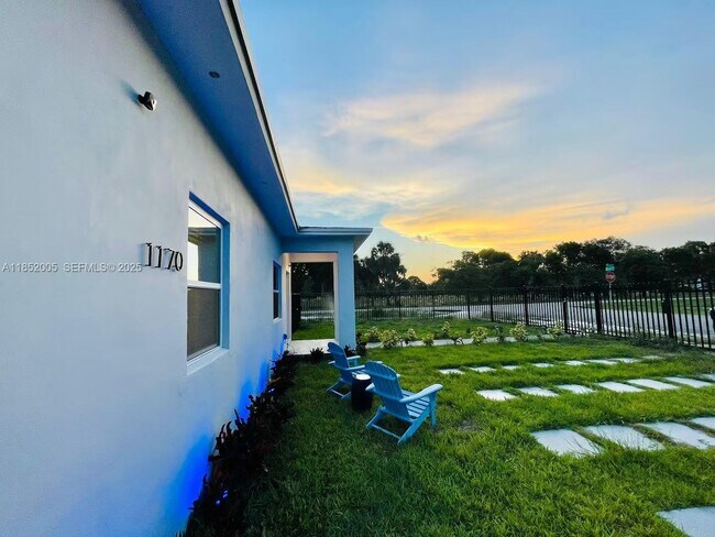 Foto del edificio - 1170 NW 142nd St