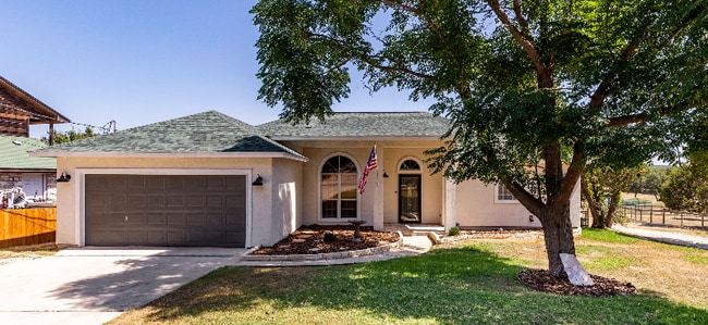 Building Photo - 195 Watts Ln