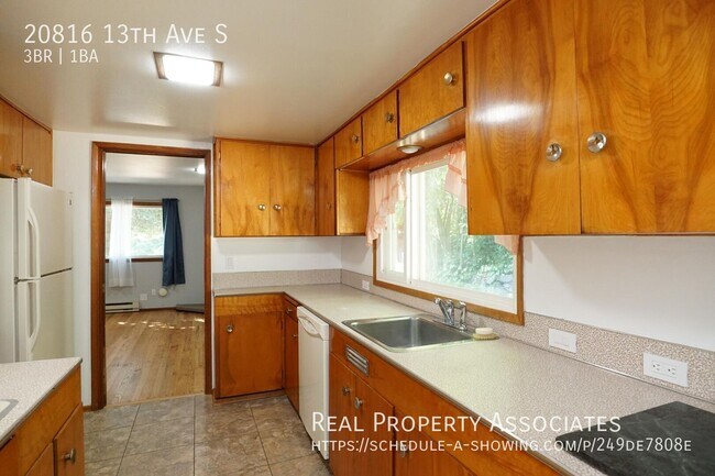 Building Photo - 20816 13th Ave S