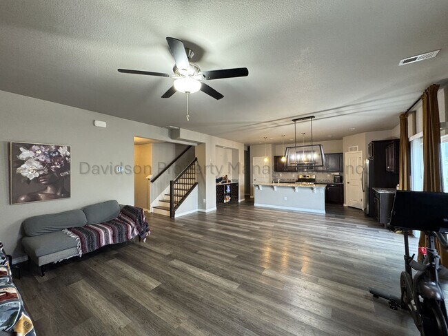 Foto del edificio - 10701 Traders Pkwy