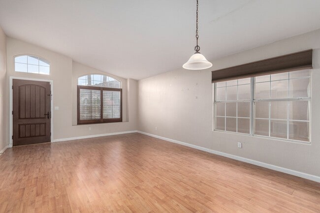 Building Photo - Perfect Ahwatukee Rental