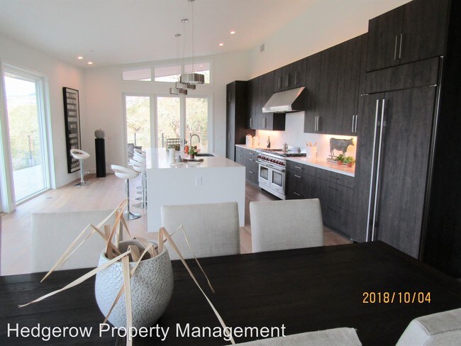 Foto del edificio - 4 br, 4 bath House - 2 Old Coach Road
