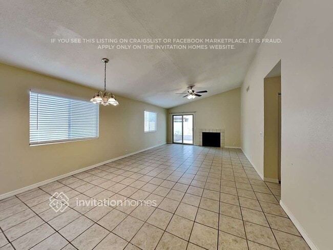 Building Photo - 10017 N 66th Ave
