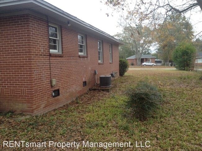 Building Photo - 3 br, 1 bath House - 4020 Murrelle Street