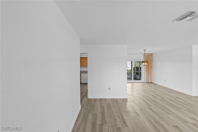 Building Photo - 2349 Jasper Ave
