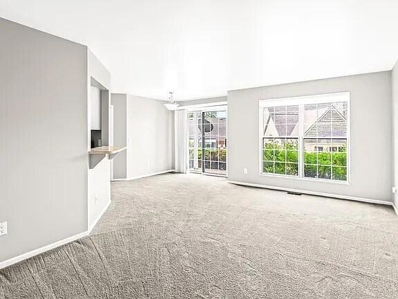 Foto del edificio - 213 Oakbrooke Dr