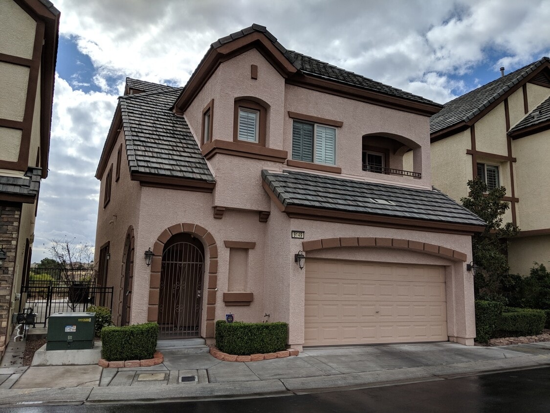 Primary Photo - 9149 Tudor Park Pl