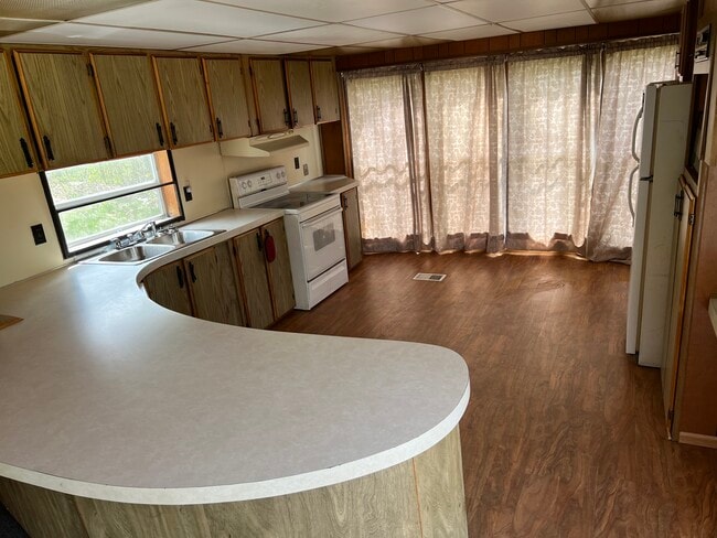 Building Photo - 15 Bickfords Way
