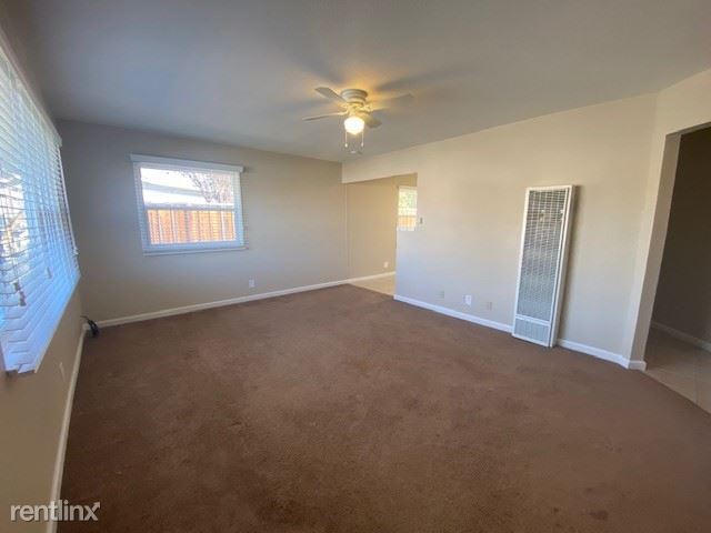 Building Photo - 3 br, 1 bath House - 2176 Lausett Avenue