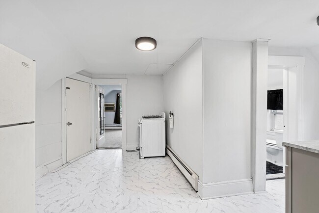 Foto del edificio - 72 Halstead Ave