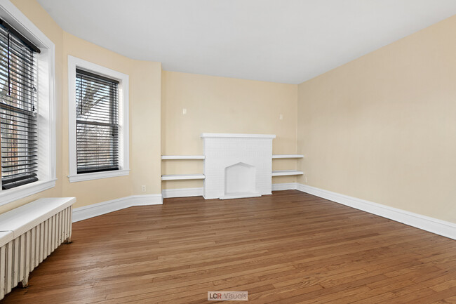 Building Photo - 3112 Grove Ave