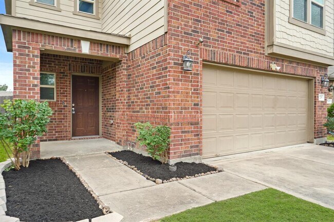Building Photo - 7239 Mountain Prairie Dr