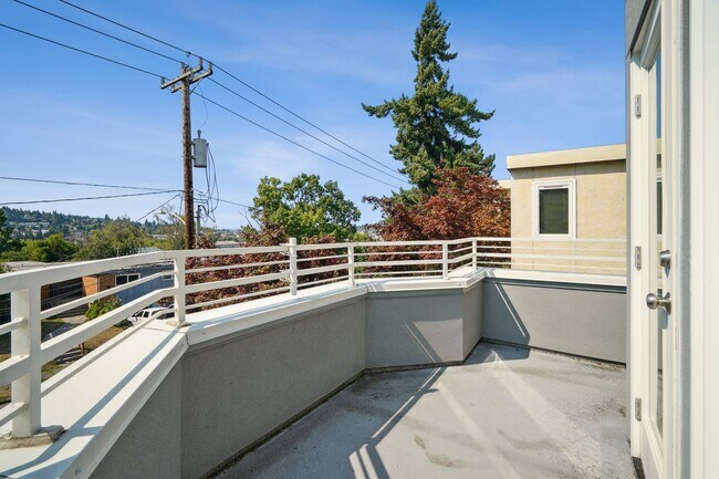 Foto del edificio - 3622 14th Ave W