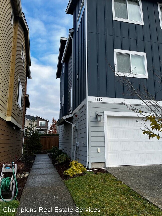 Foto del edificio - 3 br, 2.5 bath House - 17422 118th Avenue ...