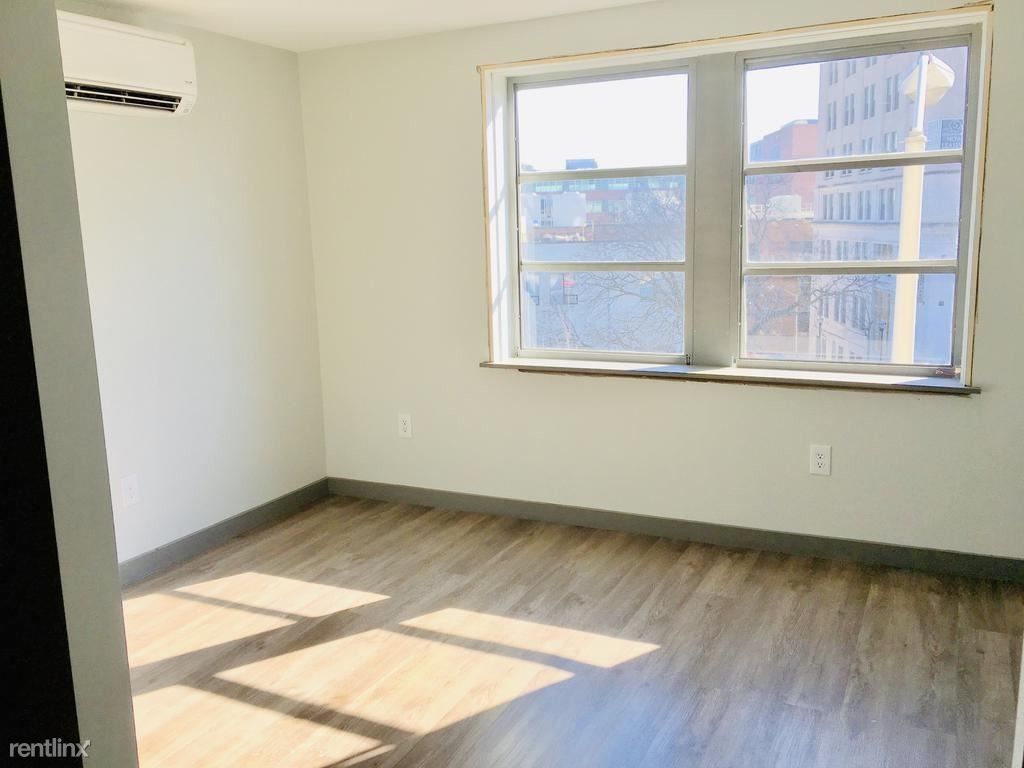 Foto principal - 510 St Paul Pl