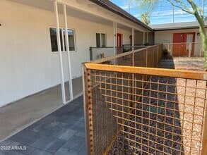 Building Photo - 3332 N 66th Pl