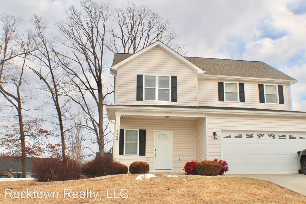 Primary Photo - 3 br, 2.5 bath House - 1304 Dulcimer Lane