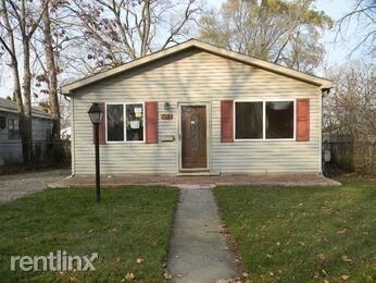 Primary Photo - 3 br, 1 bath House - 8285 Packard Ave
