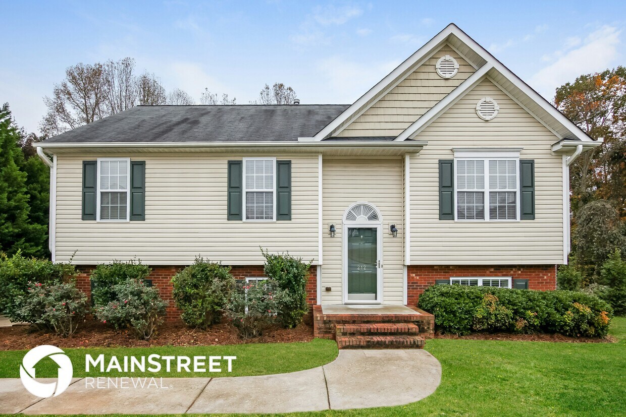Foto principal - 212 Mallard View Ln