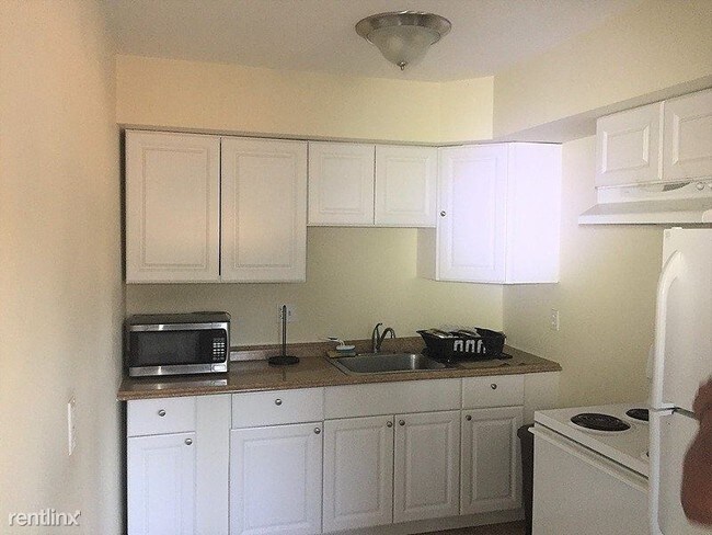 Foto del edificio - 2 br, 1 bath Townhome - 279 Washington Square