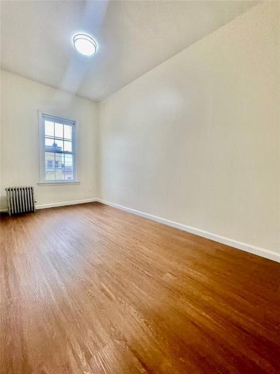 Foto del edificio - 1643 Bath Ave